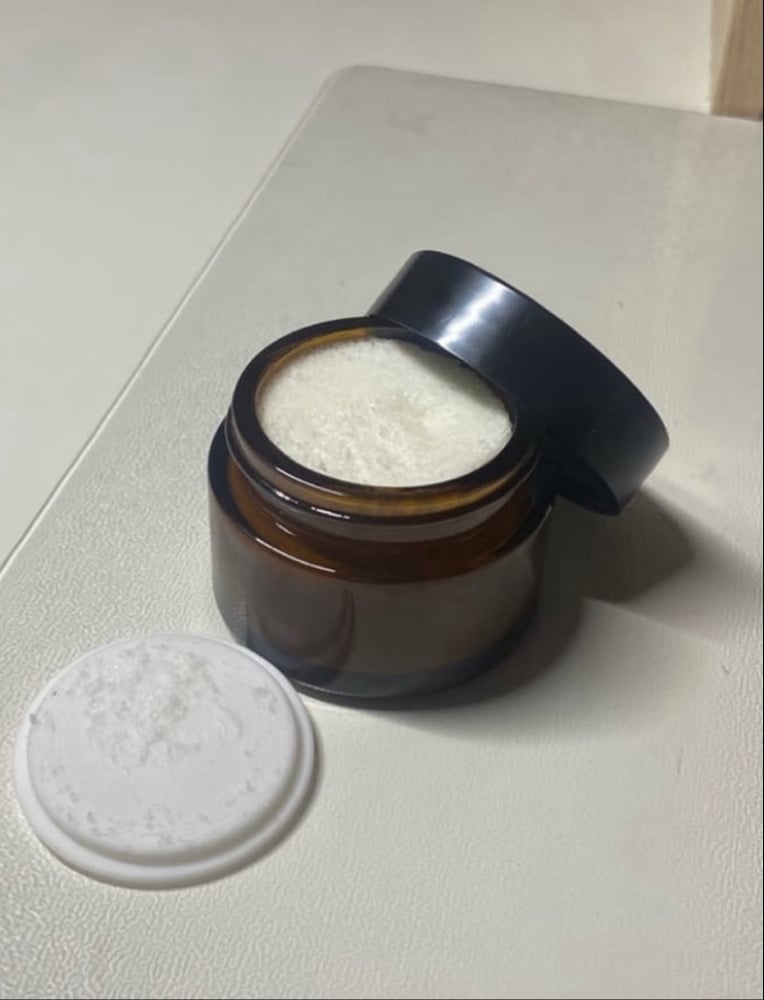 Image of coconut lip scrub