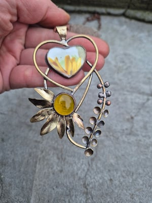 Yellow flowers pendant 