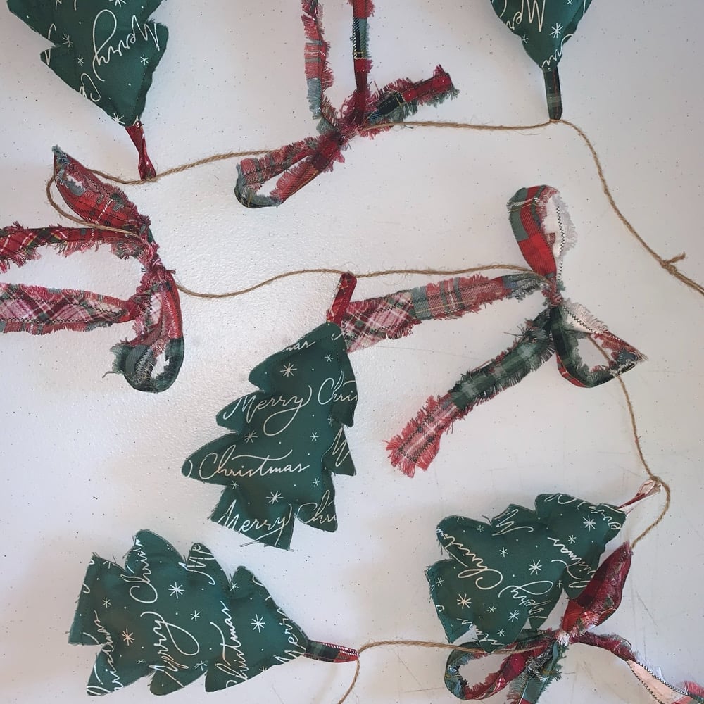 Image of Rustic Christmas Tree Garland