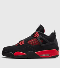 Jordan 4s red thunders