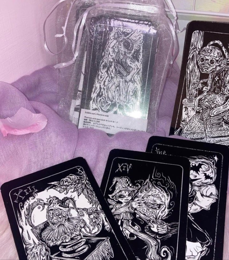 Phantom Wish Tarot Deck