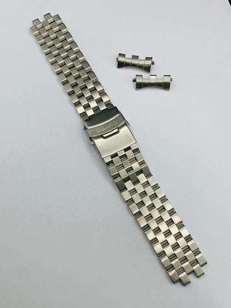 Image of 22mm Seiko turtle curved lugs stainless steel gents watch strap,New.(MU-23)