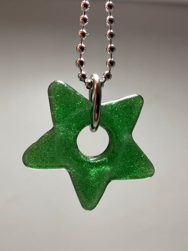 Image of green stardust 