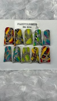 Noah’s Ark Press On Nails
