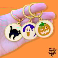 Image 2 of Nostalgic Mini Halloween Cookie Keychains  – Black Cat, Ghost & Pumpkin