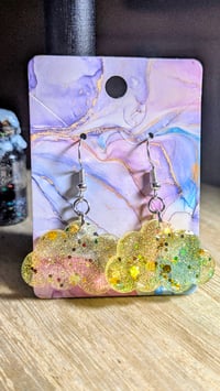 Image 4 of Cloud Cutie Dangles in Sativa Sunrise 