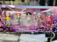 BOX SAJA BOY FIGURES