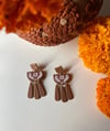 Julieta dangles
