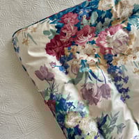 Image 3 of IN STOCK - Small Double True Vintage Glazed Cotton Floral Large Bouquet Eiderdown