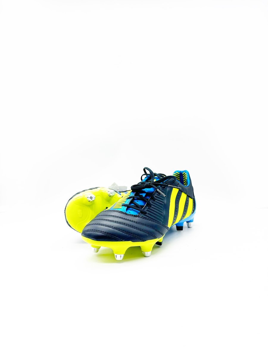 Image of Adidas Predator Incurza SG