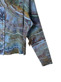 Image 5 of ♻️ UPCYCLED XXL Rib Knit Button Top / Cardigan in Earthy Geode Ice Dye