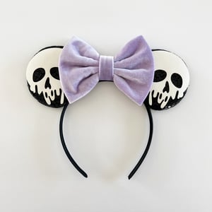 Image of Skull Mouse Ears with Lavender and Mauve Bows 
