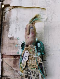 Image 5 of Agnes Pearl