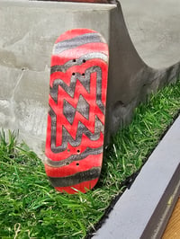 Red /blk logo split