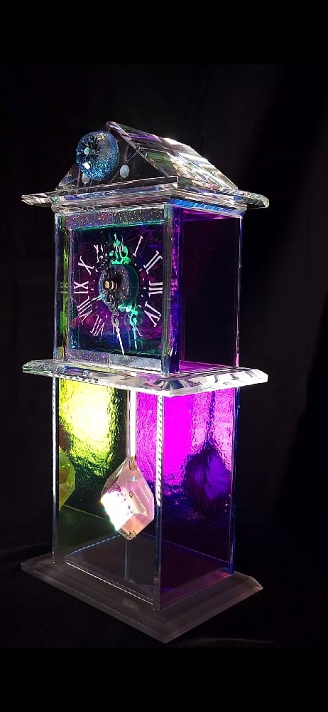 Image of "Lightyears" pendulum clock 