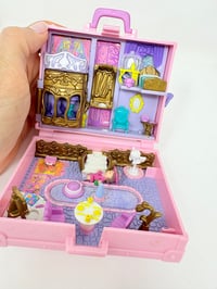 Image 14 of Ensemble bracelet et Polly Pocket La Valise Paris