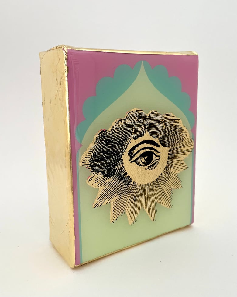 Image of Golden Eye Arch Pink/Gold leaf 