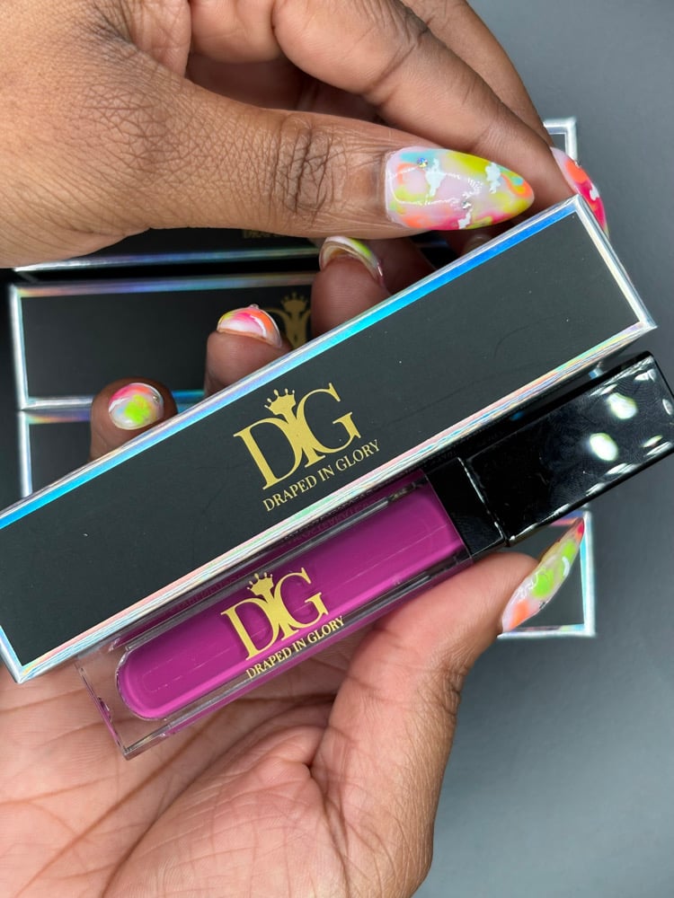 Image of Magenta liquid lipstick with LED light & mirror 