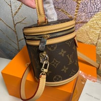 Image 11 of BUCKET LIST PURSE