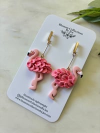 Image 2 of Flamingos