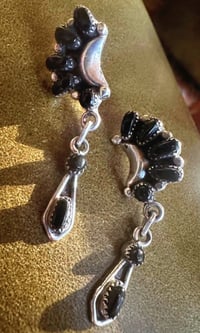 Image 3 of Bill and Lou Zuni onyx cluster earrings 