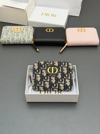 Image 1 of Montaigné Voysgeur wallet