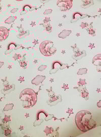 Image 2 of Algodón 100% - Conejitos Nubes y Estrellas - Rosa - 10€/m