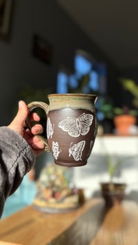 Image 7 of Butterfly mug 05
