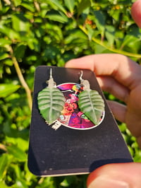 Image 3 of Green Earing Set