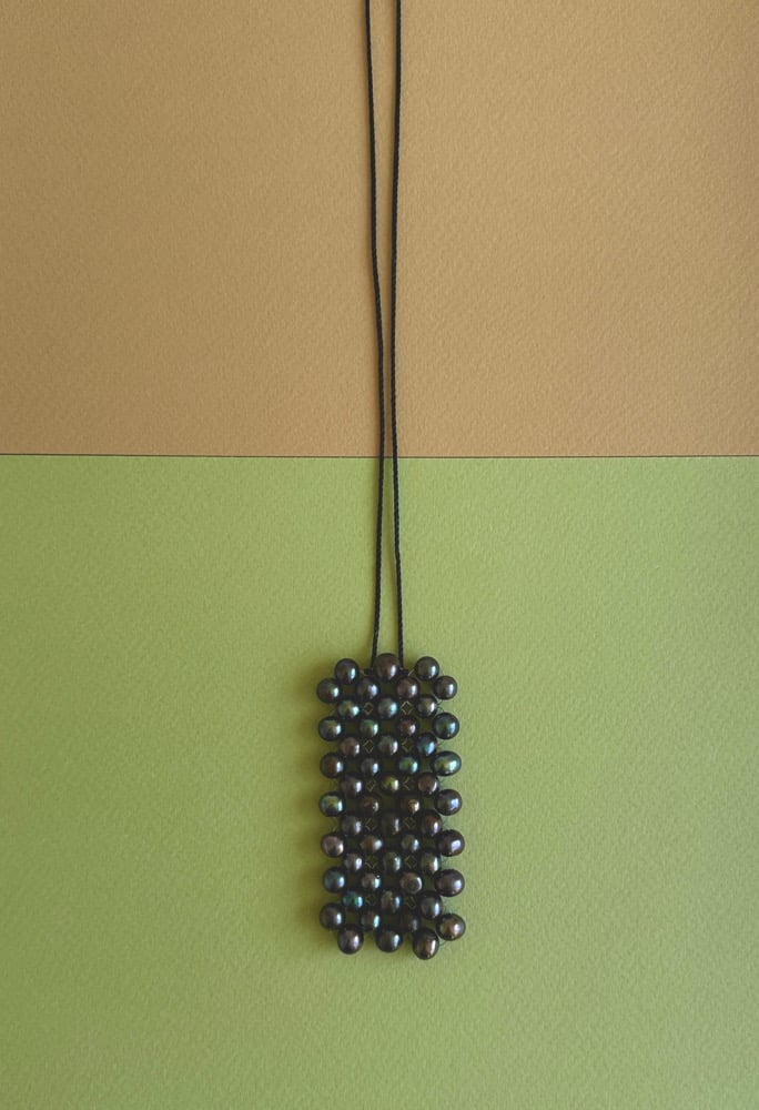 Image of Pearl Lustre Iris Silver IIII (2025)