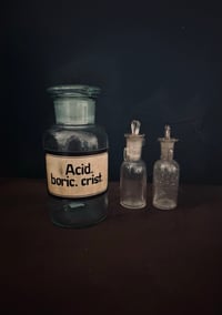 Image 5 of Un flacon d’apothicaire Acide Borique en verre bleu XIXème siècle 