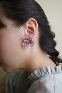 Image 1 of Petal (Blush)