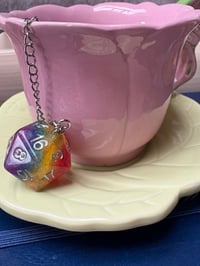 Image 9 of Rainbow D20 Tea Strainer Ball | Dungeons and Dragons Dice Tea Strainer