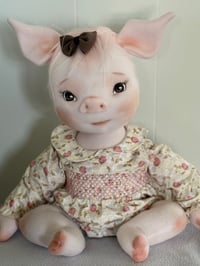 Image 4 of Petra, 21” Piggy Girl
