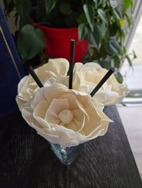 Image 2 of Triple Floral Reed Diffuser