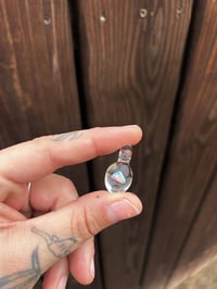 “opal to my eye” pendant