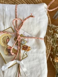 Image 5 of Box de Brocante « Douce époque »