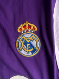 Image 4 of     Real Madrid 2006/07 Purple Away Jersey – BenQ Siemens Edition