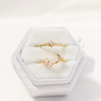 Moon Set Ring 🌙