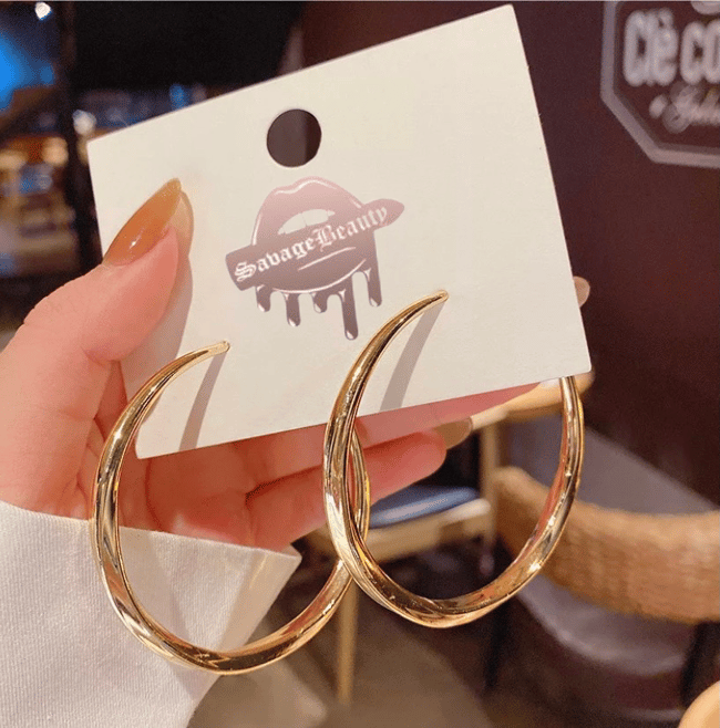 CHUNKY GOLD HOOPS