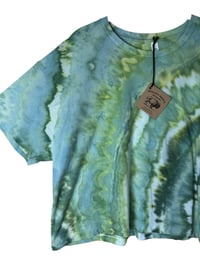 Image 4 of XXL Crop Tee in Verdant Agate Ice Dye