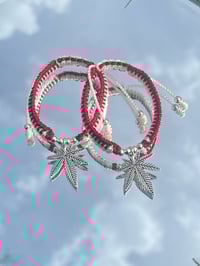 Image 4 of 420 Bracelets 