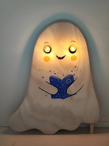 Image of Fantasmas de pared 2