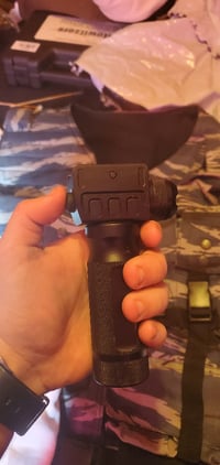 Image 1 of Grip-Light