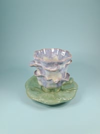 Image 1 of Water lily cup (lilac)