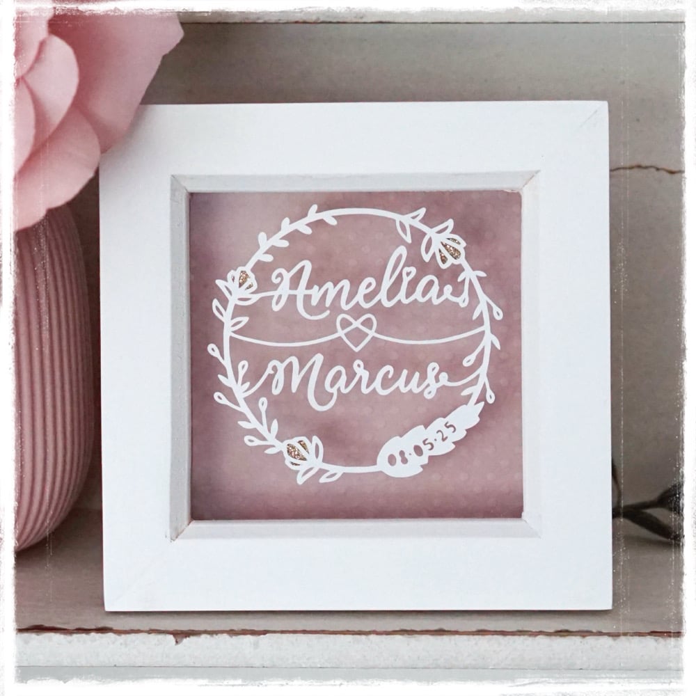 Image of Dainty Wreath - small