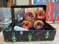 Image 3 of EMERGENCY WHEELS RESIST SKULL SKATES INDY CULPER 