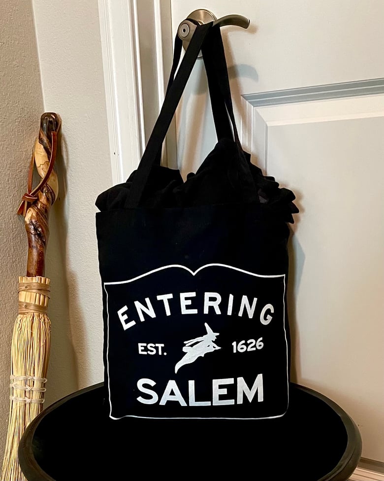 Image of Entering Salem Tote