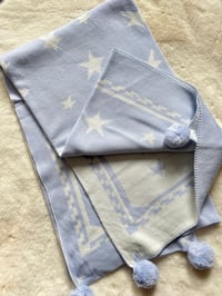 Blue star pompom blankets 