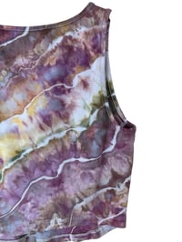 Image 5 of M Crop Fitted V Tank in Earthy Geode Ice Dye